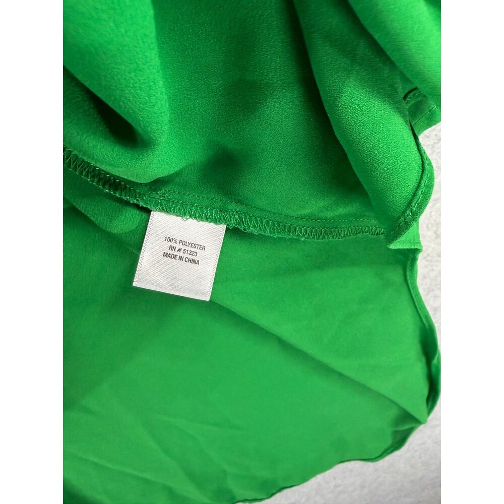 Chaus Women’s 3X Green Split Neck Roll Tab Sleeve High Low Blouse 3486 - Picture 3 of 8